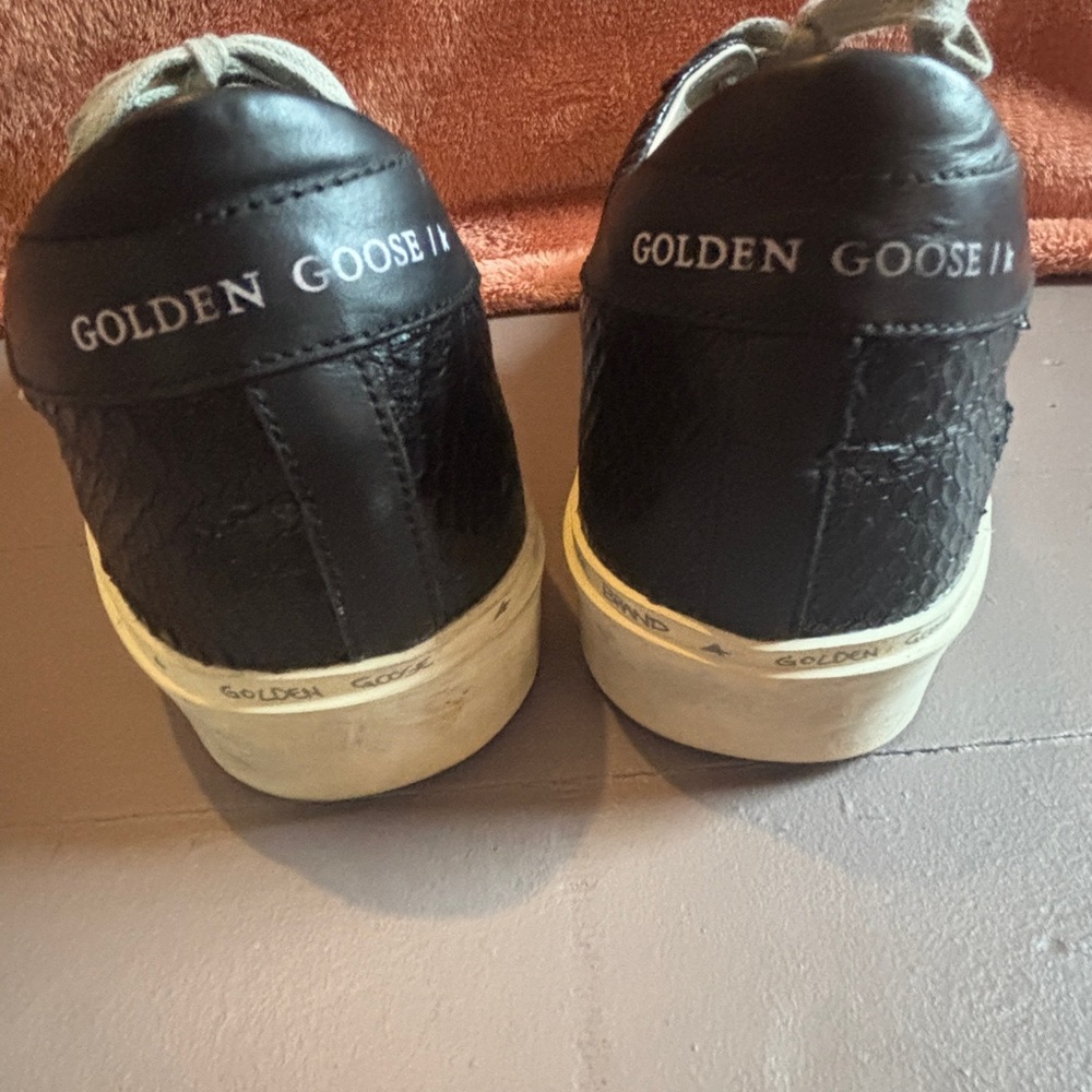 Golden Goose Black and White Sneakers - Picture 5 of 15